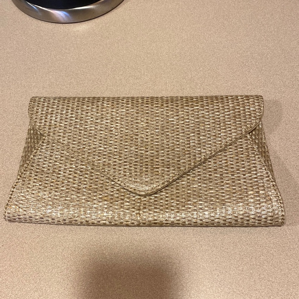 Gold clutch